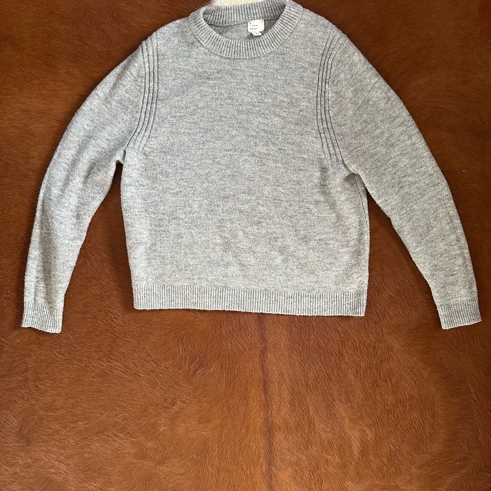 Cozy Gray Knit Sweater